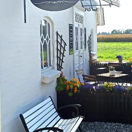 尤勒斯尼堡住宿加早餐旅馆