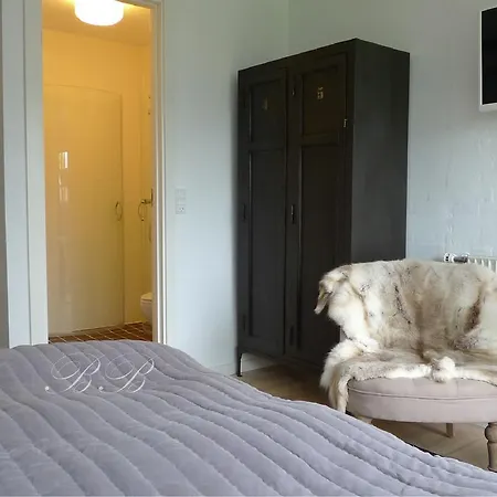 尤勒斯尼堡住宿加早餐旅馆 住宿加早餐酒店 3*