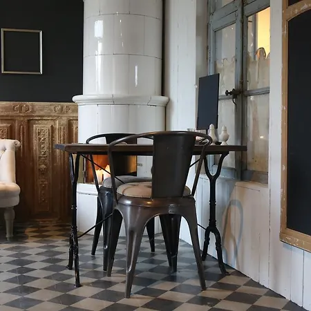 尤勒斯尼堡住宿加早餐旅馆 住宿加早餐酒店 Ullerslev